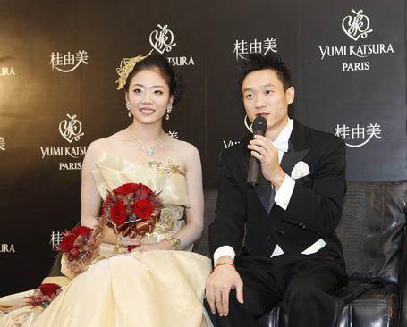 王珂婚纱照_王珂女演员