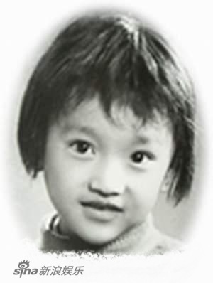杨幂胡歌杨洋李易峰 明星童年照对比看五官变