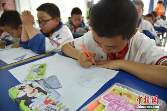 教育部:不得以有无学籍作为中小学入学必要条件