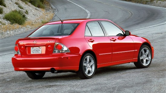 雷克萨斯IS全球销量累计突破100万辆