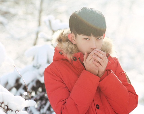 北影新生开学俊男美女云集 郭俊辰关晓彤成同