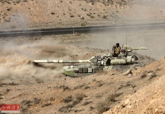 伊海军司令:今年挫败多起海盗袭击商船的行动