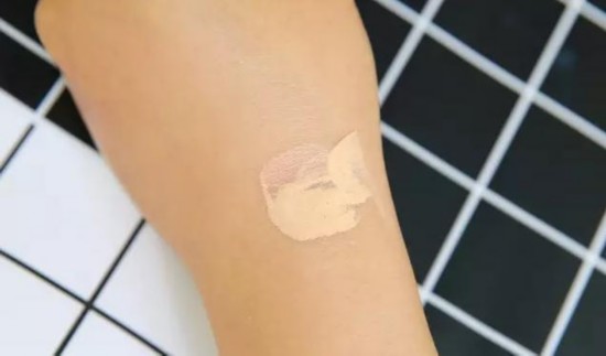 聊一聊關於粉底的那些事兒 N款不同粉底測評