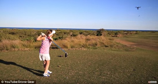 澳8岁女童高尔夫球技爆棚 一杆击落无人机