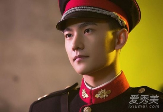 《微微》肖奈杨洋领衔 钟汉良霍建华陈伟霆张