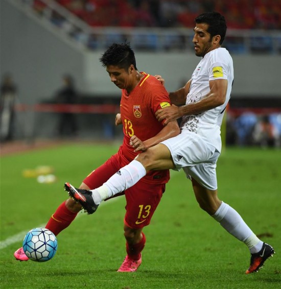 世预赛-主场0-0平伊朗 国足获12强赛首个积分
