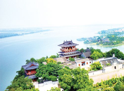 镇江市北固山景色.