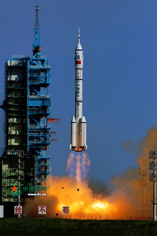 神舟飞船家族成员“肖像照” 静待神舟11号入列(组图)