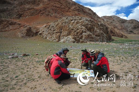 世界屋脊上的地质尖兵:17年不忘初心 因为山在那里