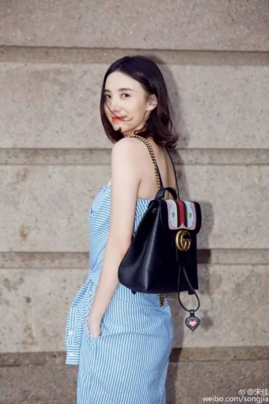 又得罪發型師?高顏值如baby宋佳也毀在這種發色上!