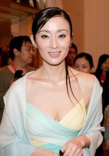 47岁张敏现身无人识