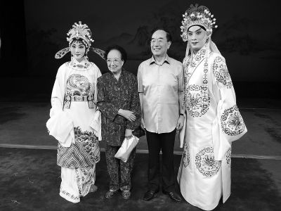 杜近芳担任电影《谢瑶环》导演 一出《谢瑶环》几代梨园缘-滚动-文化