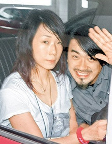 马伊璃曝全新秋冬写真 再露招牌甜笑