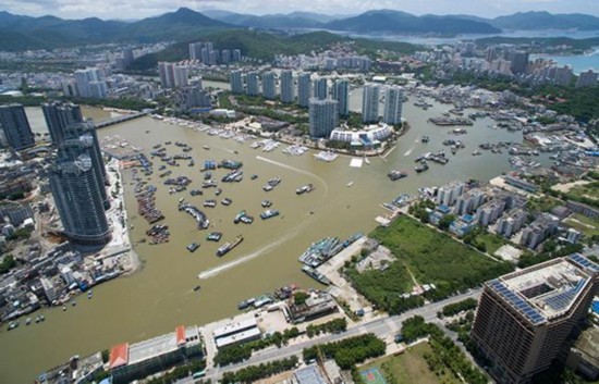 三亚长住人口_三亚风景图片(2)