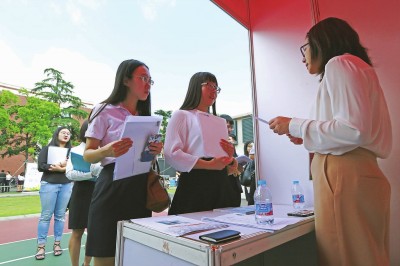 洪梅招聘_招聘啦,年薪20万 莘县的年轻人,这里才是你实现梦想的地方(3)