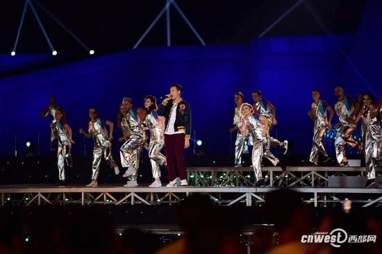 第三届丝路电影节西安闭幕 《金钱的诱惑》成