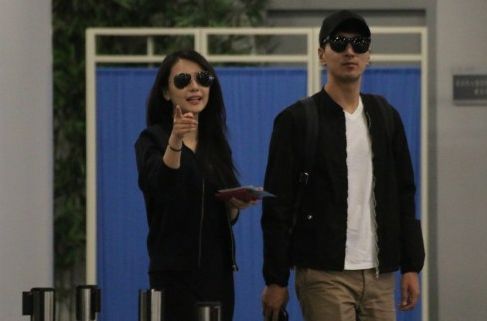 台媒曝高圆圆怀孕 赵又廷不否认回应一切仍顺