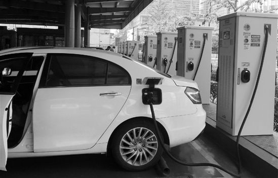 杭州再添55个充电站 网约车成最大客户群