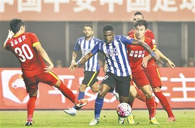 2016中超联赛第26轮 石家庄永昌主场3:2击败亚