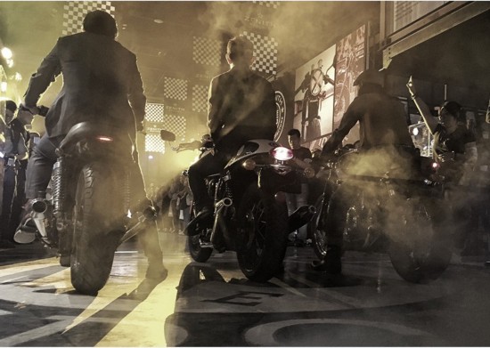 力时Ton-Up御行腕表主题派对致敬咖啡骑士精