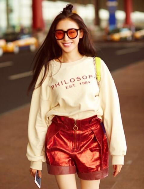 �B�ָ֦����v�����W�b�Y�l�b�����I�Y�o�A�٬O��@�b�̮ɻ�I