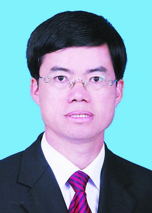 年12月入党,1984年8月参加工作,中央党校大学学历,现任厦门市委书记