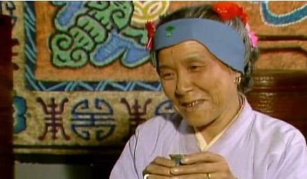 还记得《红楼梦》的刘姥姥吗? 86岁沙玉华近照