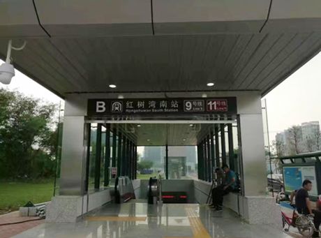 中央空调外退内进 美的玩地下情领衔突围