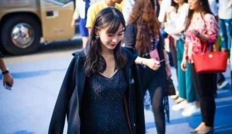 怀孕也会掉颜值?baby怀孕后下巴平了