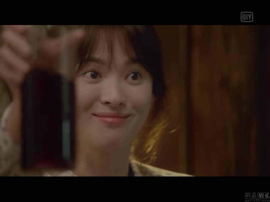 微博网友爆料宋仲基宋慧乔已经在交往中 因戏