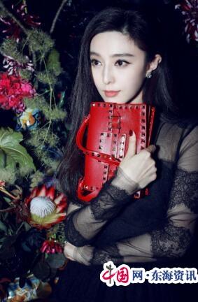 范冰冰出席秀后晚宴 黑色蕾丝礼服性感优雅(高