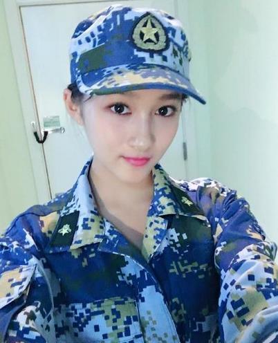 关晓彤男朋友是他?刘昊然吴磊CP怎么办?(图)