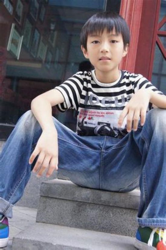 王俊凯17岁生日会 tfboys王俊凯海量童年照
