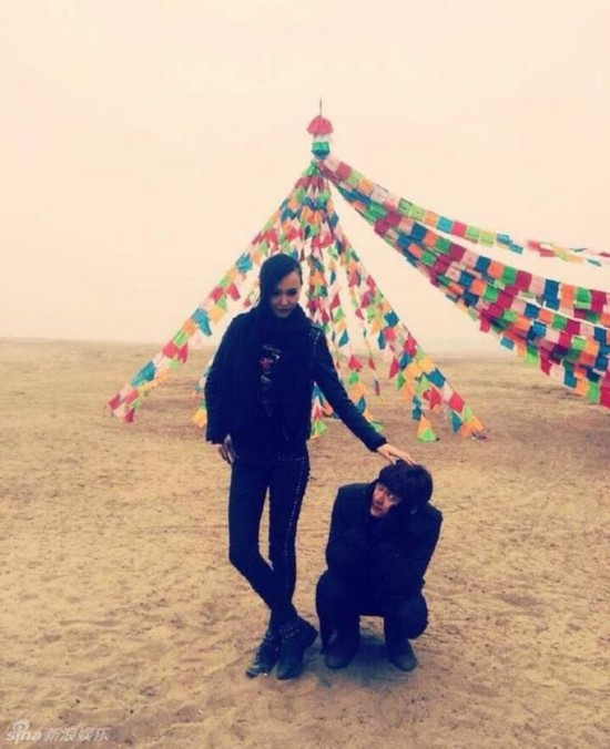 李易峰唐嫣恋情曝光微博喊媳妇儿 杨幂竟是红