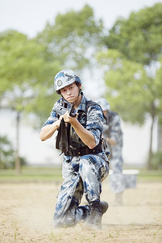《真正男子汉》第二季海报燃爆 蒋劲夫孙杨杨