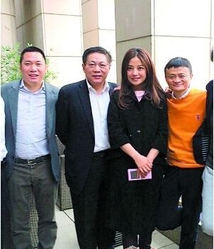 赵薇夫妇减持阿里股份 赵薇马云真实关系如何