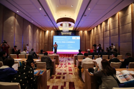 2016万宁国际冲浪赛新闻发布会在北京召开