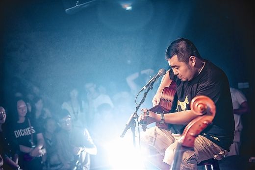 《董小姐》宋冬野吸毒?公司:还不知情况 宋冬