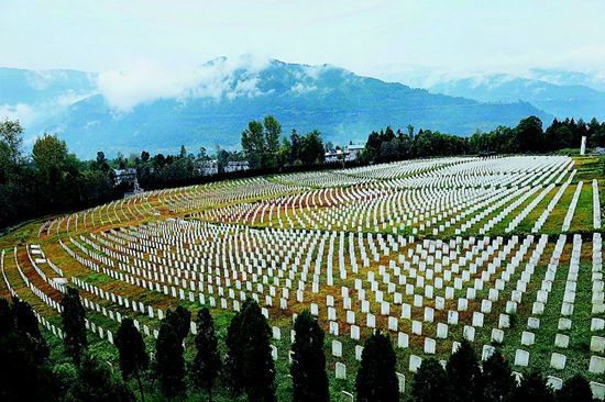 全国唯一 红军为战友修建的陵园 长眠着25048