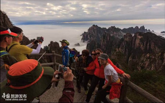 寻梦五彩黄山:难以抗拒的秋色诱惑(图)