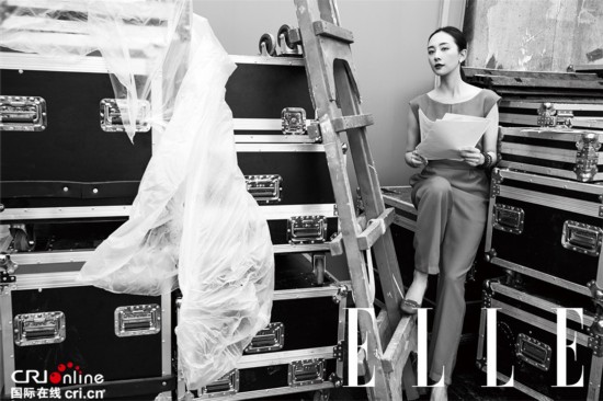 刘雨霖携《一句顶一万句》登五大时尚女刊