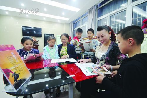 盐城一社区开展心创行动 关注青少年心理健康