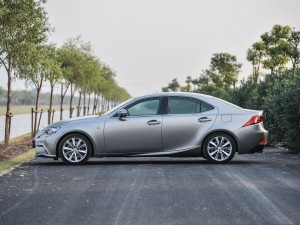 雷克薩斯 雷克薩斯IS 2015款 200t F SPORT