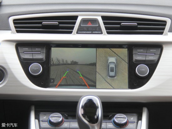吉利<a href=http://www.arpwindows.com target=_blank class=infotextkey>汽車</a>2016款博越