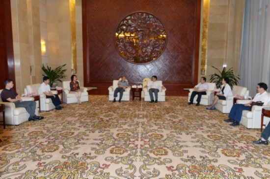 国家工商总局副局长王江平到广西调研