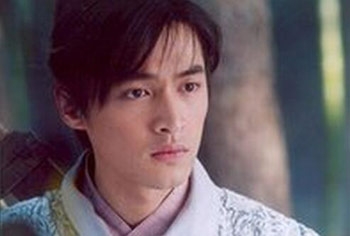 卓伟爆52个猛料:孙杨私生子、唐嫣男友、杨幂刘恺威 最热娱乐八卦猛料内容曝光 盘点与狗仔卓伟翻脸的明星