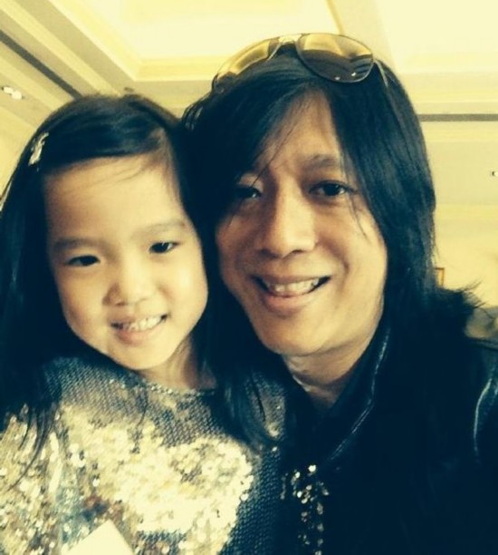 钟丽缇女儿考拉1岁就经历父母离婚,如今开朗懂