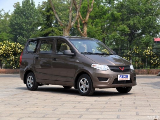 上汽通用五菱 五菱宏光 2015款 1.2L S基本型 國(guó)IV