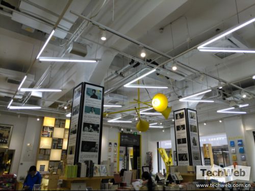 当情怀遇到发烧!锤子M1对比小米5S高配版评测