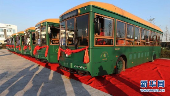 河北石家庄:铛铛车上线运营